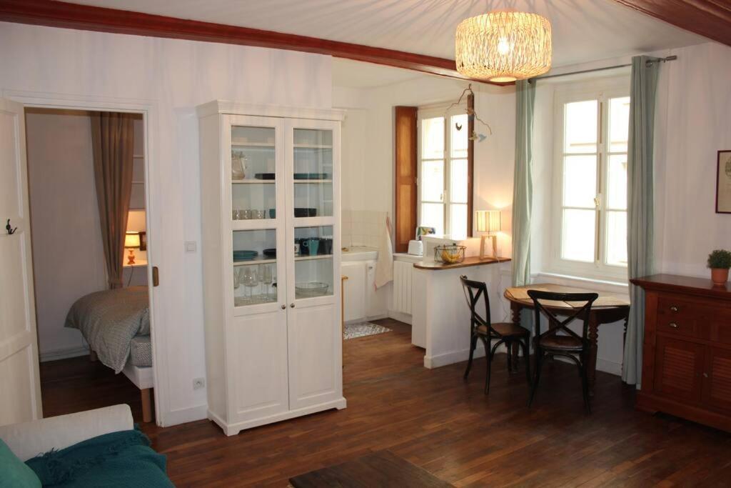 Escapade Romantique Et Gourmande-St Malo, Mer 150M Сен-Мало Экстерьер фото